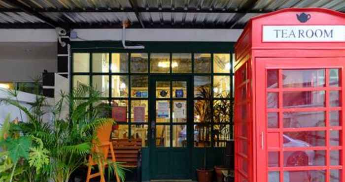 Exterior The London Tearoom