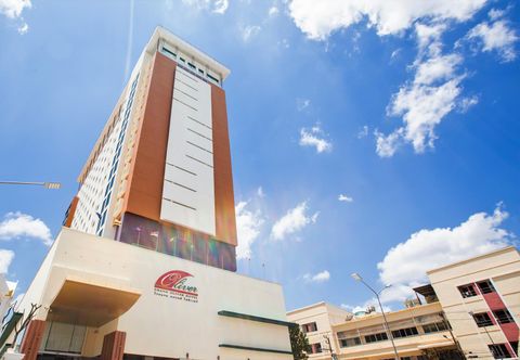 외관 Grand Oliver Hotel Danok