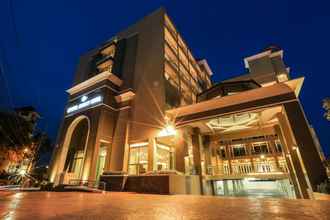 Luar Bangunan 4 Crystal Luxury Hotel