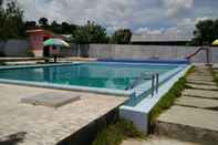 Swimming Pool Santalum Hotel