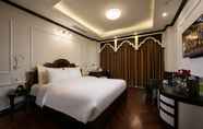 Kamar Tidur 6 King Palace Hotel And Spa