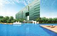 Swimming Pool 4 Orchard Scotts Residences by Far East Hospitality