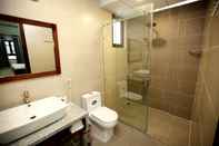 In-room Bathroom City House Apartment - Lam Son