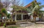 Luar Bangunan 3 Kijalena Beach BnB 