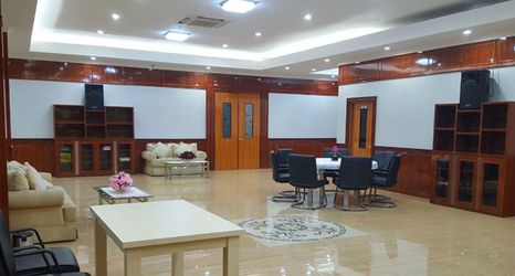 로비 2 Hotel Sakura Syariah Lubuk Basung