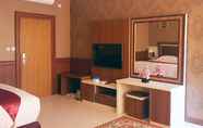 ห้องนอน 7 Hotel Sakura Syariah Lubuk Basung