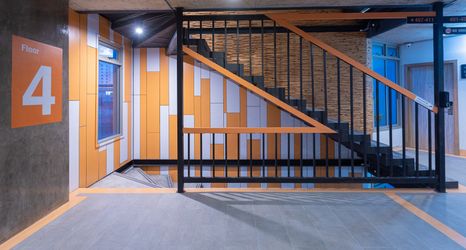 Lobby 2 EcoLoft Hotel