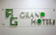 Lobi 4 RG Grand Hotel 