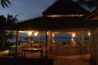 Restoran Tasik Beach Barn