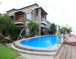 Bangunan 2 Green Beach Inn