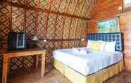 Bedroom 2 Road Beach Homestay