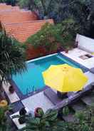 SWIMMING_POOL 