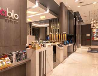 Lobi 2 Hotel Grand Picasso