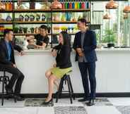 Bar, Cafe and Lounge 3 d'primahotel Airport Jakarta 2 