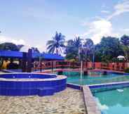 Swimming Pool 4 Hana Natsu Pool and Hotel