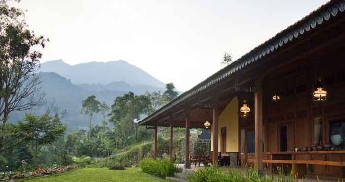 Bên ngoài Ipienk Resort Ngargoyoso