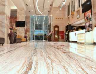 Lobby 2 Grand Metro Hotel Tasikmalaya