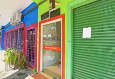 Luar Bangunan 5 OYO 89656 Melati Hotel Nilai
