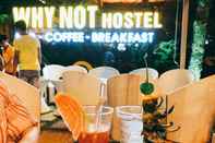 Quầy bar, cafe và phòng lounge Why Not Hostel Quang Binh