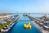 Swimming Pool Kept Bangsaray Hotel Pattaya