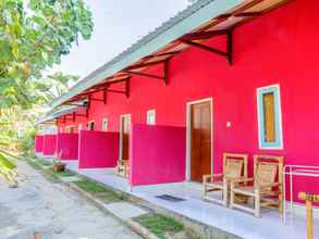 Bên ngoài 4 OYO 1662 Zury Homestay