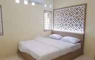 Kamar Tidur 4 De Hanami Homestay Bondol