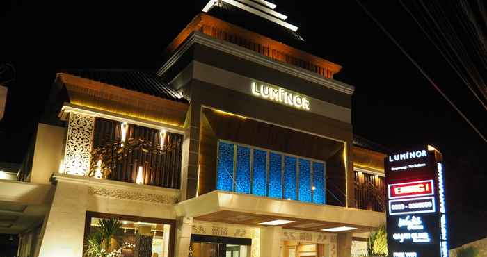 Luar Bangunan Luminor Hotel Banyuwangi By WH