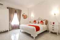 Bedroom OYO 90741 Grand Shaqilla