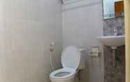 Toilet Kamar 5 Lina Cottages Senggigi