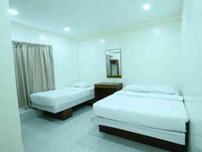 Bedroom 4 Mersing Hotel