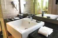 Toilet Kamar KSL Hot Spring Resort