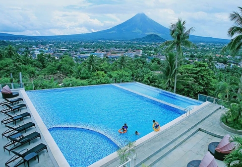 Swimming Pool The Oriental Legazpi