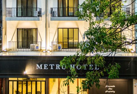 外観 Metro Hotel