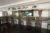 Bar, Kafe, dan Lounge Alit Beach Resort and Villas