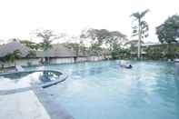 Swimming Pool Alit Beach Resort and Villas