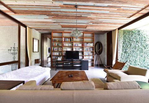 ロビー Uncle Jo Ranch