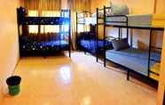 ห้องนอน 6 The McArthur Hostel