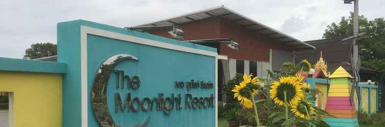 Lobi The Moonlight Resort