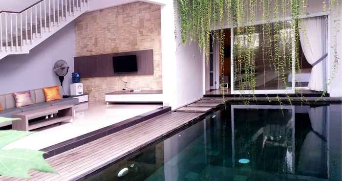 Kolam Renang Kenzo Villas Uluwatu