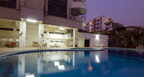 外部的 2 SUPANICH RAILWAY STATION