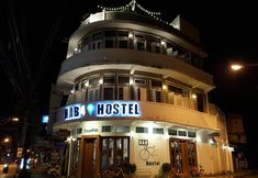 Exterior 3 HAB40 Hostel