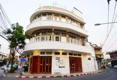 Exterior 2 HAB40 Hostel