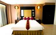 Bedroom 7 Royal View Resort - Rangnam (SHA Plus+)