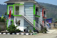 ภายนอกอาคาร Maulana Hills Syariah