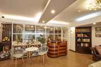 บาร์ คาเฟ่ และเลานจ์ Saigon's Book Hotel