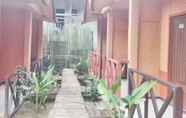 Bangunan 7 Forest Inn