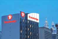 Luar Bangunan Travelodge Bukit Bintang