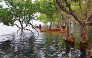 Atraksi di Area Sekitar 3 Talikud Island Mangrove Beach Resort