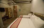 Kamar Tidur 7 The Bricks Hotel