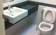 Toilet Kamar 4 Chambre Asoke-Ratchada